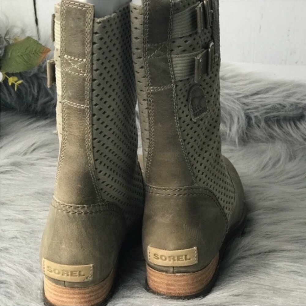 Sorel major pull on mesh boots size 8.5